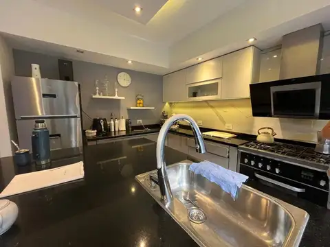 Casa en Venta en El Palomar, USD 195.000