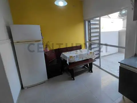Depto Tipo Casa en Venta con 1 cocheras