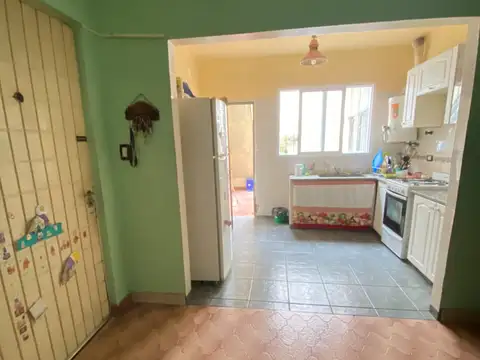 Depto Tipo Casa en Venta 50 años