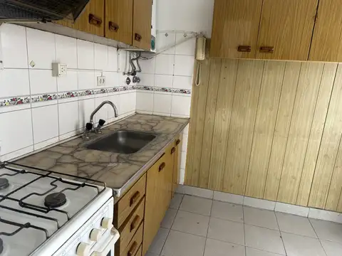 Caseros 2600, Piso 4