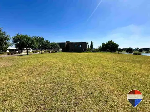 LOTE A LA VENTA EN BARRIO SANTA RITA A LA LAGUNA