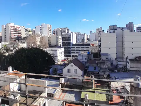 Rawson 100, Piso 5