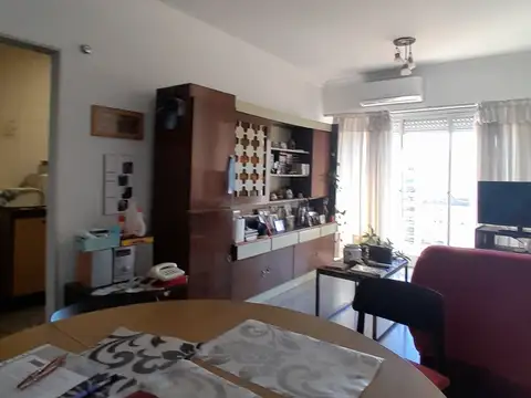 Departamento en venta en Almagro 2 ambientes con Balcon piso 5 al contrafrente