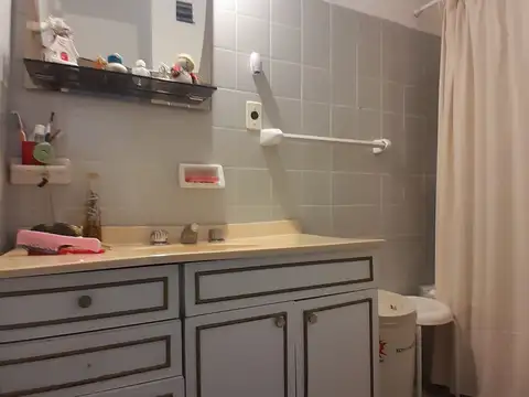 Departamento en venta en Almagro 2 ambientes con Balcon piso 5 al contrafrente
