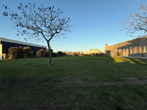 Terreno en Venta 38  mts Fondo