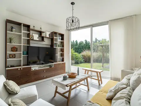 Venta | Departamento 2 ambientes con jardín | Del Lago Condominium, Nordelta