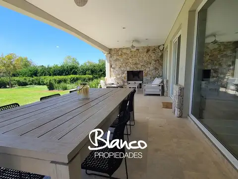 Casa en Venta en Estancias Del Pilar, USD 1.400.000