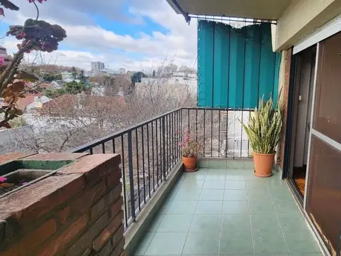 Depto 3 amb Venta Villa Devoto cochera balcón baul