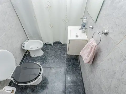 Casa en Venta en Villa Santos Tesei, USD 97.000