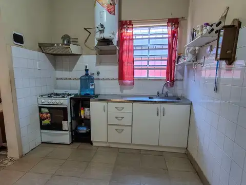 Depto Tipo Casa 4 ambientes con 1 baño