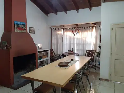 VENTA Casa 4 ambientes garage y patio - J.C.Paz