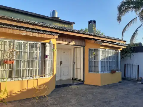 VENTA Casa 4 ambientes garage y patio - J.C.Paz