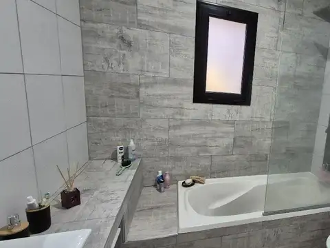 Casa Venta 4 Ambientes en San Ramiro - Pilar del Este
