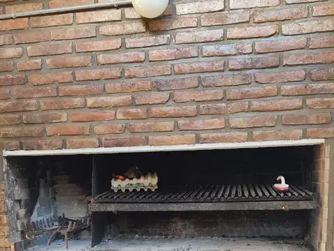 Quinta en Venta en Maquinista Savio, USD 155.000