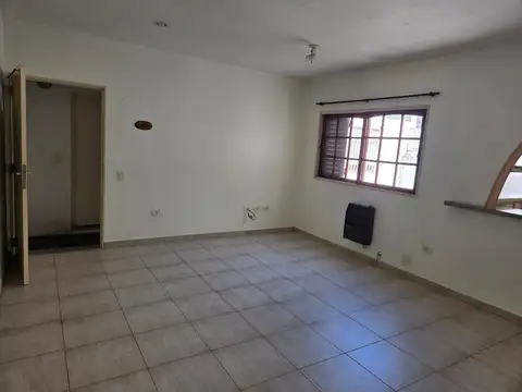 Capdevila 3500, Piso 1