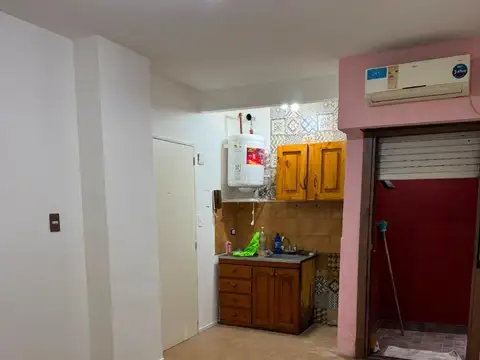 French 100, Piso 1