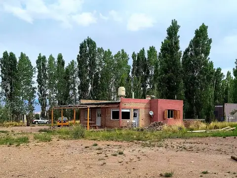 VENTA DOS CASAS EN SAN ALBERTO - USPALLATA