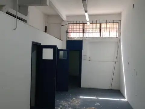 Local en Venta 30 años