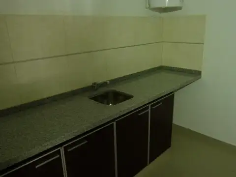 Presidente Perón 8700, Piso PA