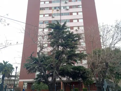 ALQUILER DEPARTAMENTO 3 AMBIENTES EDIF 48 SOBRE AVDA GRAL PAZ