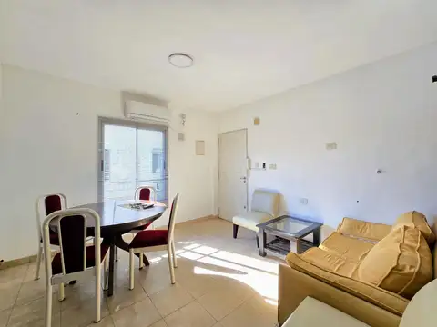 Departamento de 2 ambientes con balcon en venta
