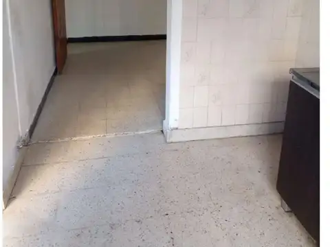 CASA EN VENTA 4 AMBIENTES JUAN MARTIN DE PUEYRRED