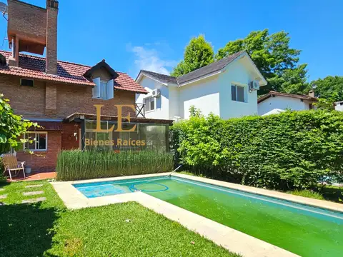 Casa 4 ambientes con 3 baños