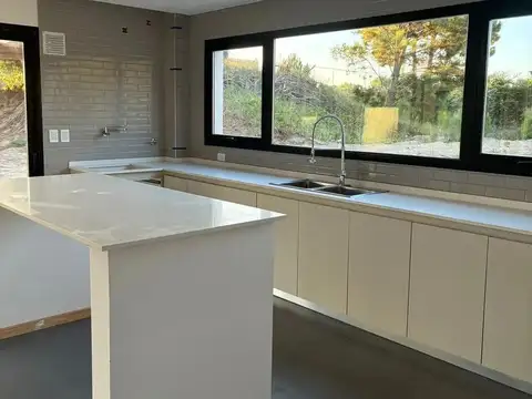 Casa en Alquiler A Estrenar