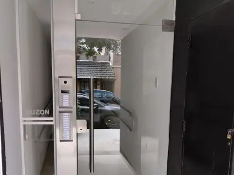 Manuel Porcel de Peralta 900