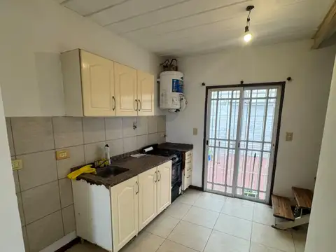 Departamento en Alquiler en Ramos Mejia, $ 850.000
