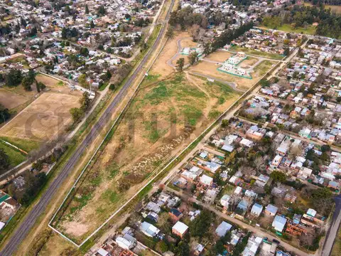 Gral Viamonte 1700, Piso 0