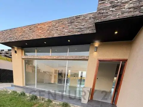 Casa en Venta en Nautilus Country Náutico, USD 195.000