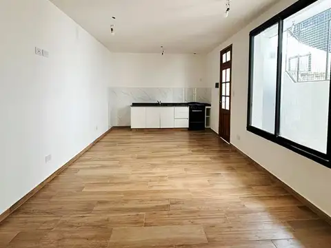 Oficina 3 ambientes con 2 baños