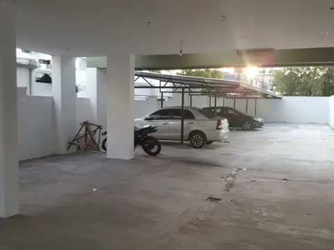 34 e/ 12 y 13 800, Piso PB