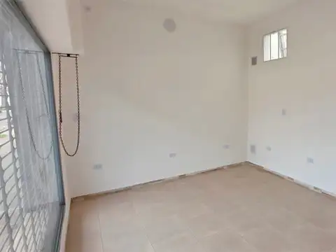 Local en Alquiler en Roque Saenz Peña, $ 300.000