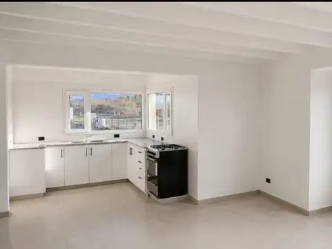 Casa a Estrenar  - 2 dorm. + Estudio en Trevelin