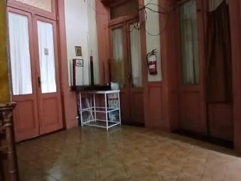 Depto Tipo Casa 6 ambientes con 2 baños