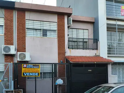 DÚPLEX EN VENTA – BERAZATEGUI CENTRO