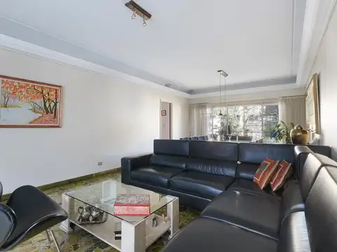 Depto Tipo Casa 4 ambientes con 2 baños