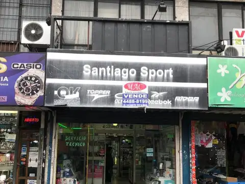Local comercial en Galería y con entrada independiente desde la Calle 76 m²- Liniers