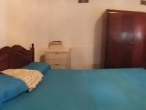 CASA EN EL BARRIO DE ATALAYA AMPLIO LOTE