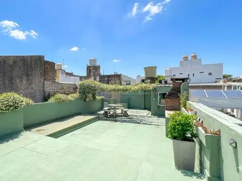 4 AMBIENTES COCHERA PATIO TERRAZA APTO CREDITO