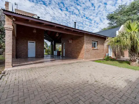 Casa en Venta en Funes, USD 305.000