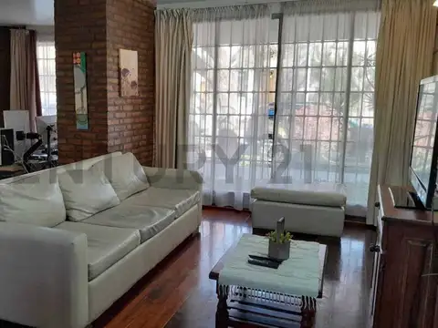 CASA en Venta, SEXTA sección de Mendoza