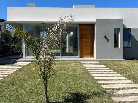 CASA 4 AMBIENTES RESERVA DE HUDSON, BERAZATEGUI