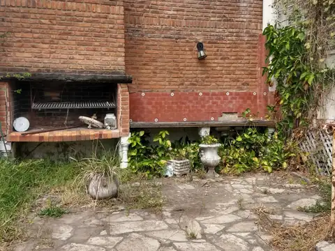Lote en venta a DEMOLER Tigre centro