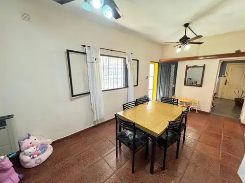 Casa en venta de 4 dormitorios en Alberdi
