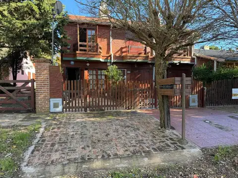 COSTA AZUL TRIPLEX 4 AMB. COCHERA,QUINCH. APTO CRÉDITO!