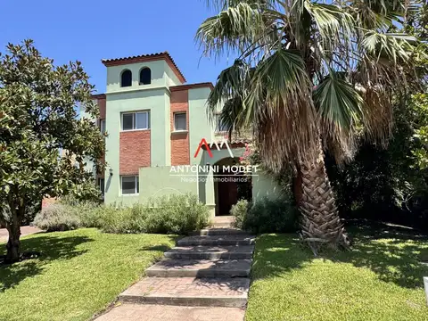 CASA EN VENTA EN VILLA OLIVOS
