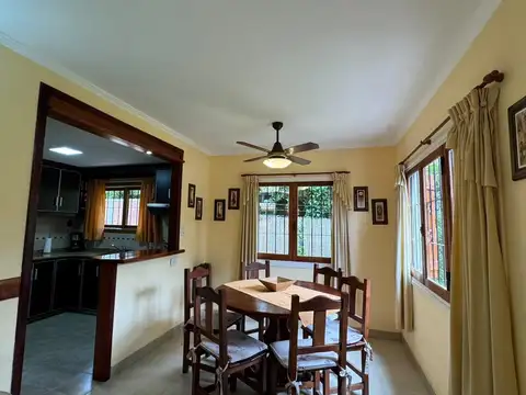 Casa en Alquiler de 3 dormitorios